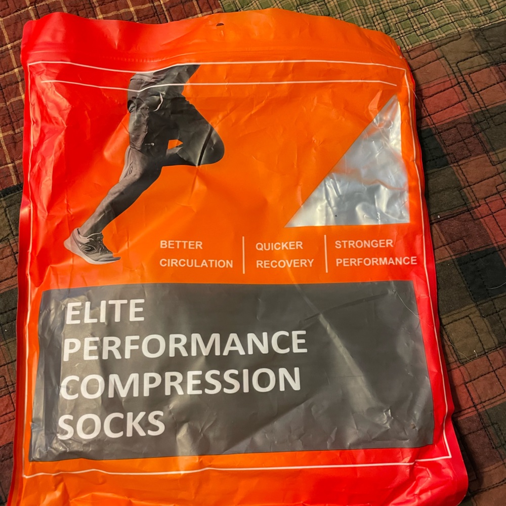 Elite Performance Compression Socks New in package